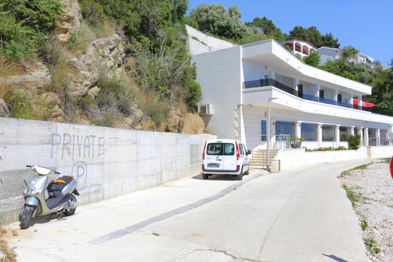 Family Friendly Apartments With A Swimming Pool Zivogosce - Porat, Makarska - 18150 エクステリア 写真